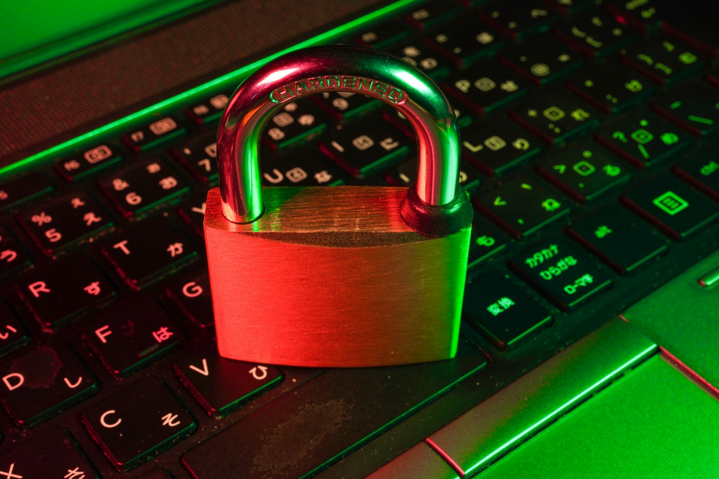 Representación visual de seguridad y privacidad digital